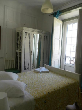 New Aljubarrota Guest House
